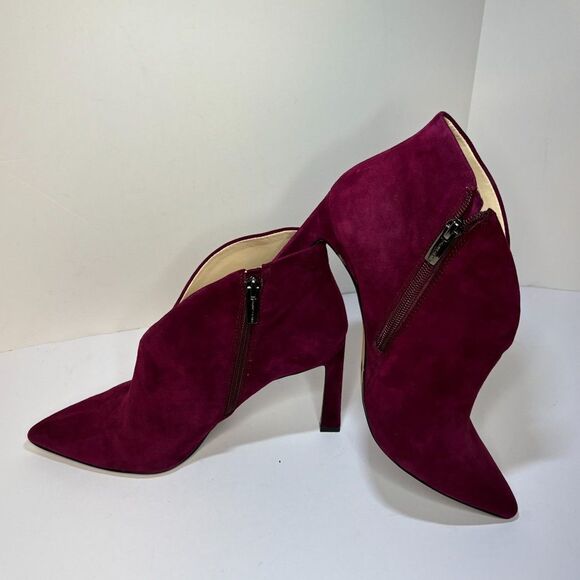 Vince Camuto Women's Purpure Sestrind Suede Booties - Picture 3 of 9